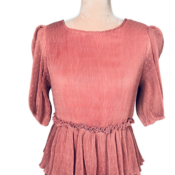 English Factory Pleated Tiered Midi Dress Mauve Puff Sleeve Ruffle Sz M Peasant - Picture 3 of 16